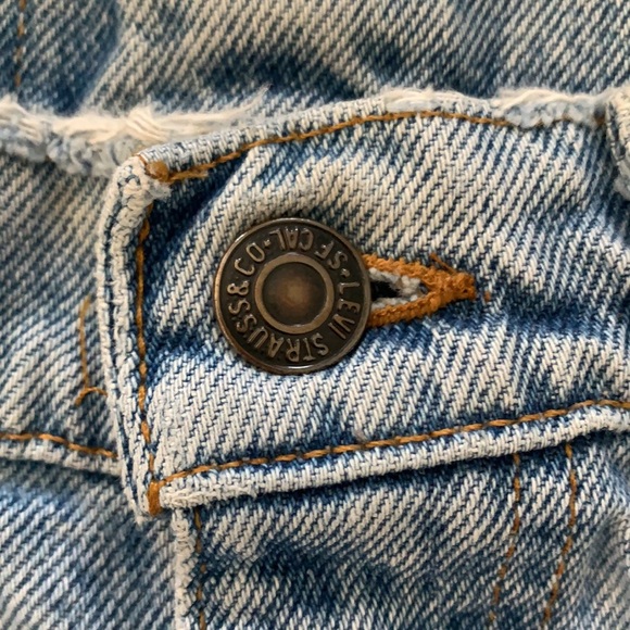 Levi’s Custom Distressed Shorts - Picture 5 of 5